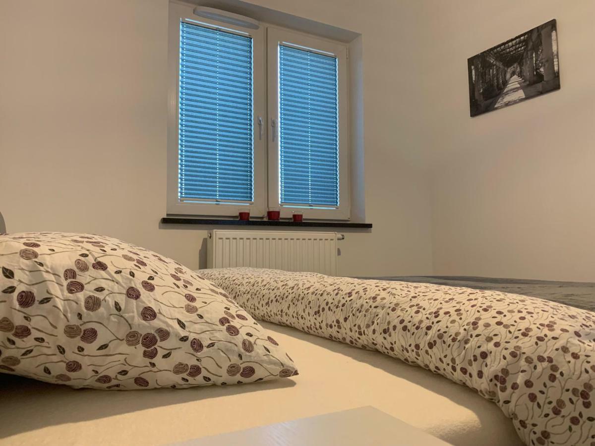 Apartament 102 G&W Apartment Вроцлав Екстериор снимка