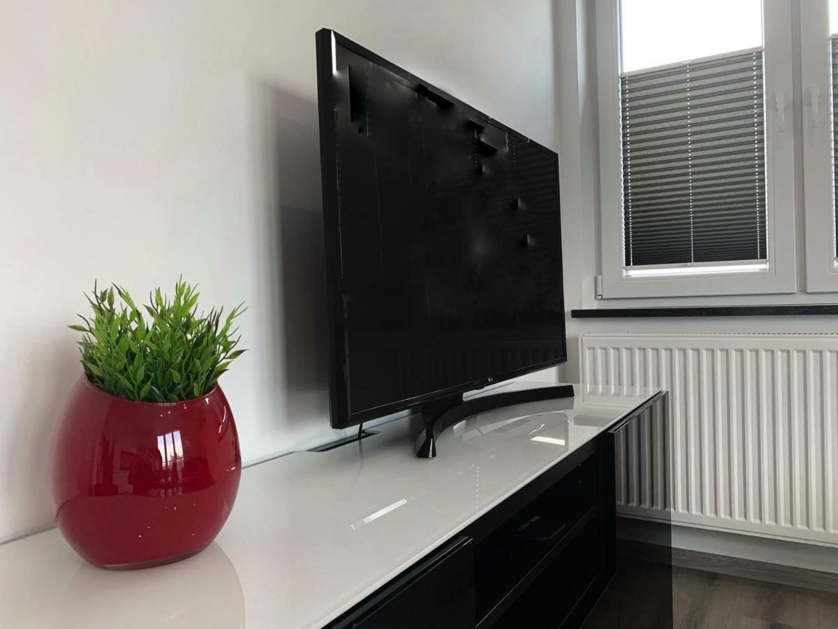 Apartament 102 G&W Apartment Вроцлав Екстериор снимка