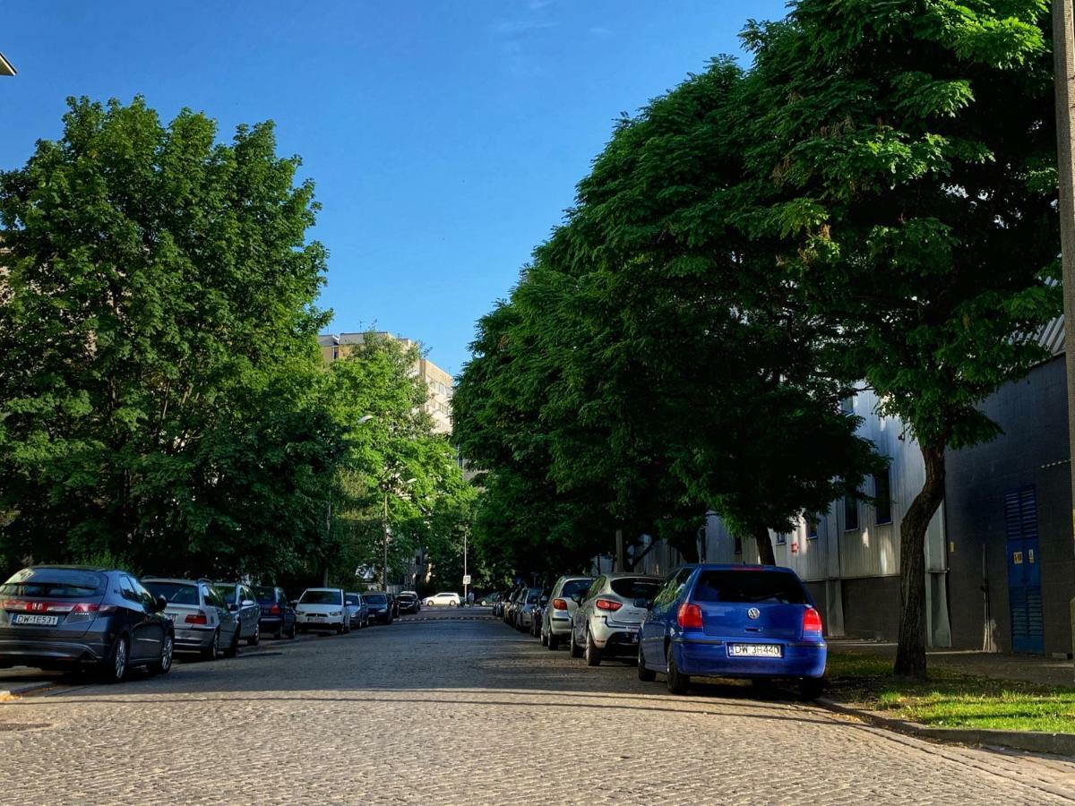 Apartament 102 G&W Apartment Вроцлав Екстериор снимка