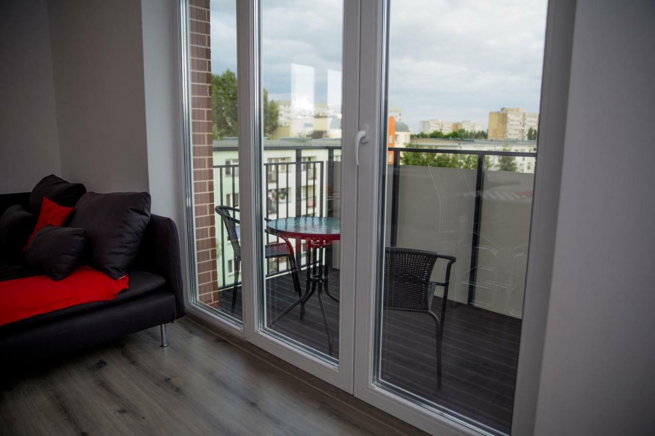 Apartament 102 G&W Apartment Вроцлав Екстериор снимка