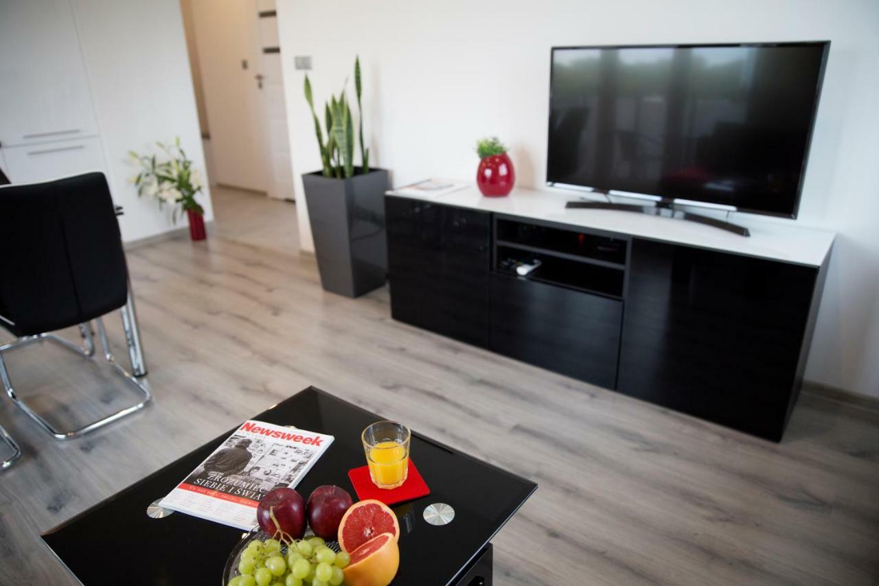 Apartament 102 G&W Apartment Вроцлав Екстериор снимка